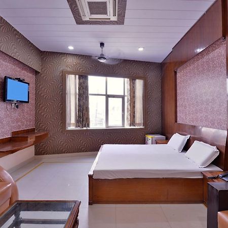 Rc Inn Sirsa Εξωτερικό φωτογραφία