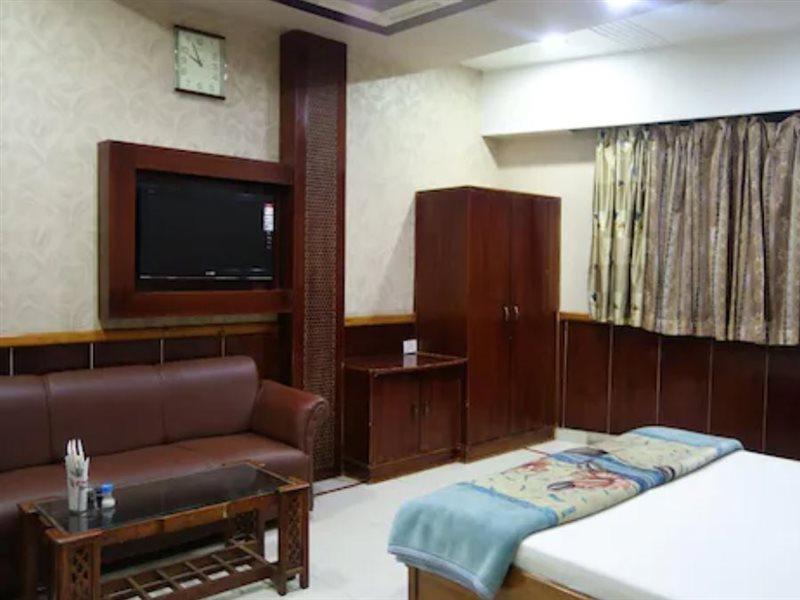 Rc Inn Sirsa Εξωτερικό φωτογραφία